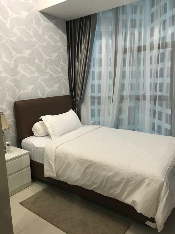 Luxury 2 Bedroom Condo At Casa Grande Residence - Kasablanka Mall Джакарта Екстер'єр фото